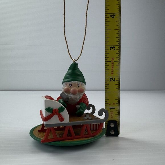National Rennoc Elf Ornament Christmas Gnome Building Sleigh Vintage 1991 - Picture 9 of 12